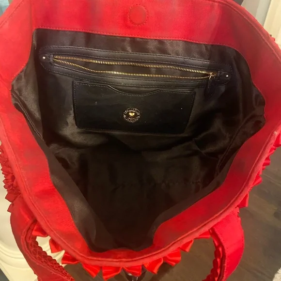 LOVE MOSCHINO RED SATIN RUFFLE HAND BAG - Picture 8 of 10